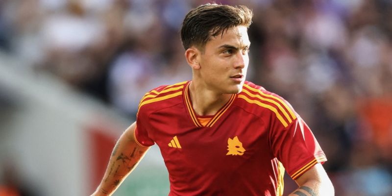 Dybala được nhiều cổ động viên Roma yêu mến