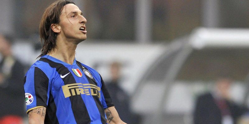 Ibrahimovic trong màu áo Inter được đánh giá là phiên bản hay nhất